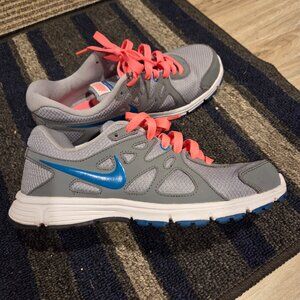 Size 6 - Nike Revolution 2 Wolf Grey Turquoise Pink Women sz 6